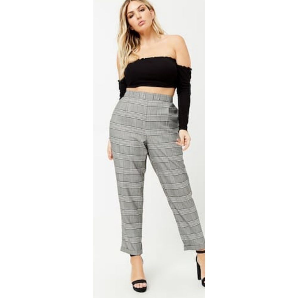 🆕️ NWT Plus Size Plaid Pants Sz 22
